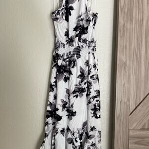 New boutique halter dress